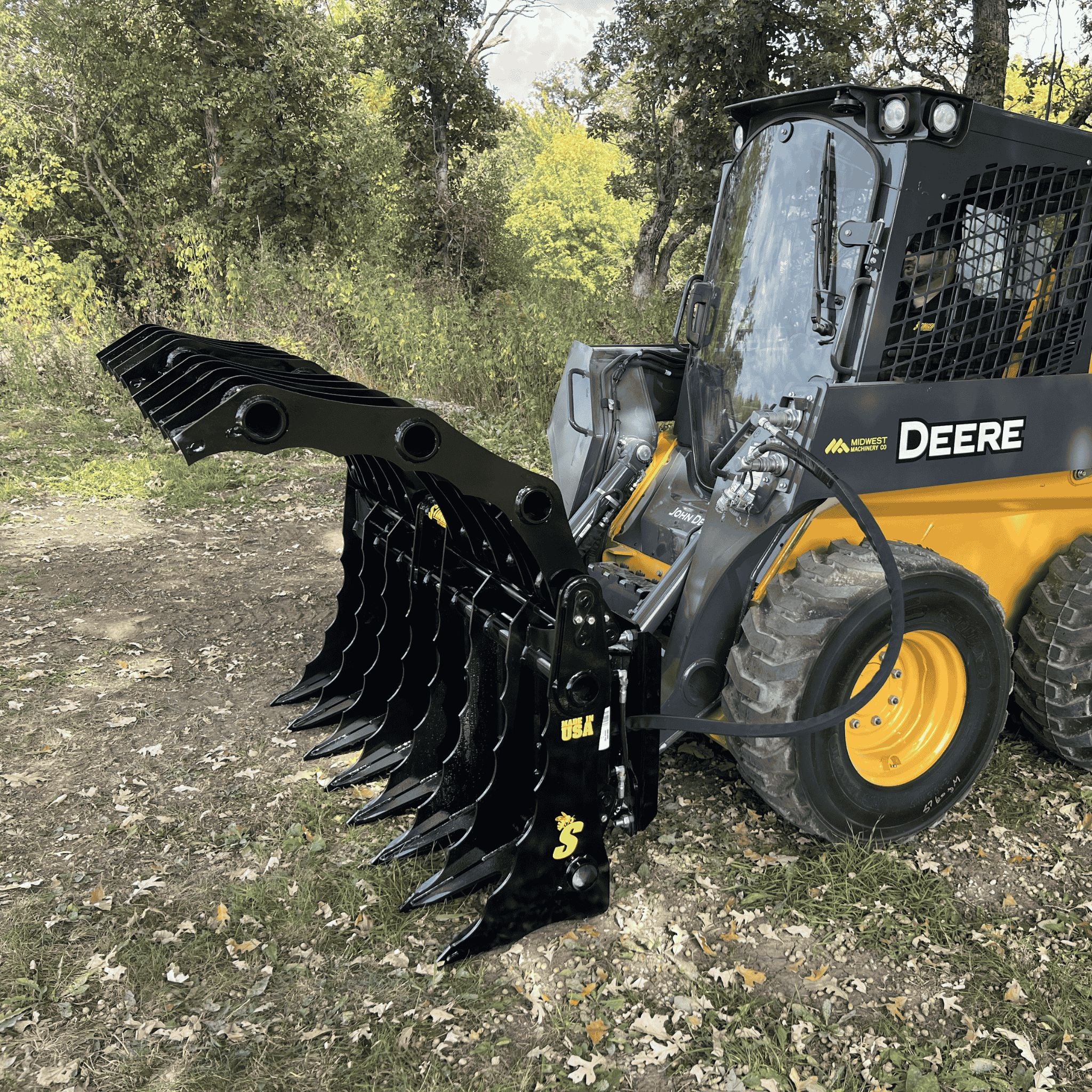 Stinger Clam Grapple | AR200 Steel | Interchangeable Mounts