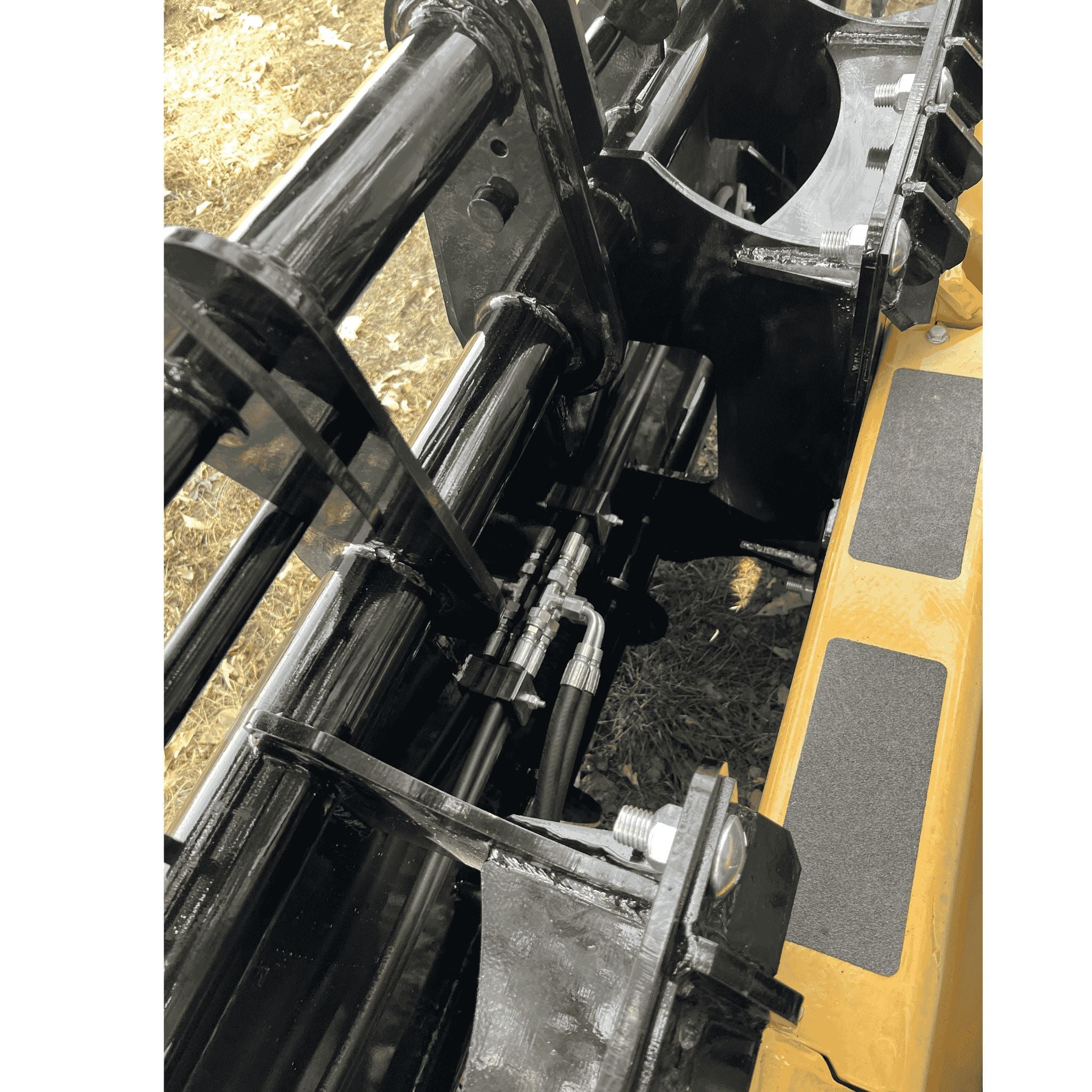 Stinger Clam Grapple | AR200 Steel | Interchangeable Mounts