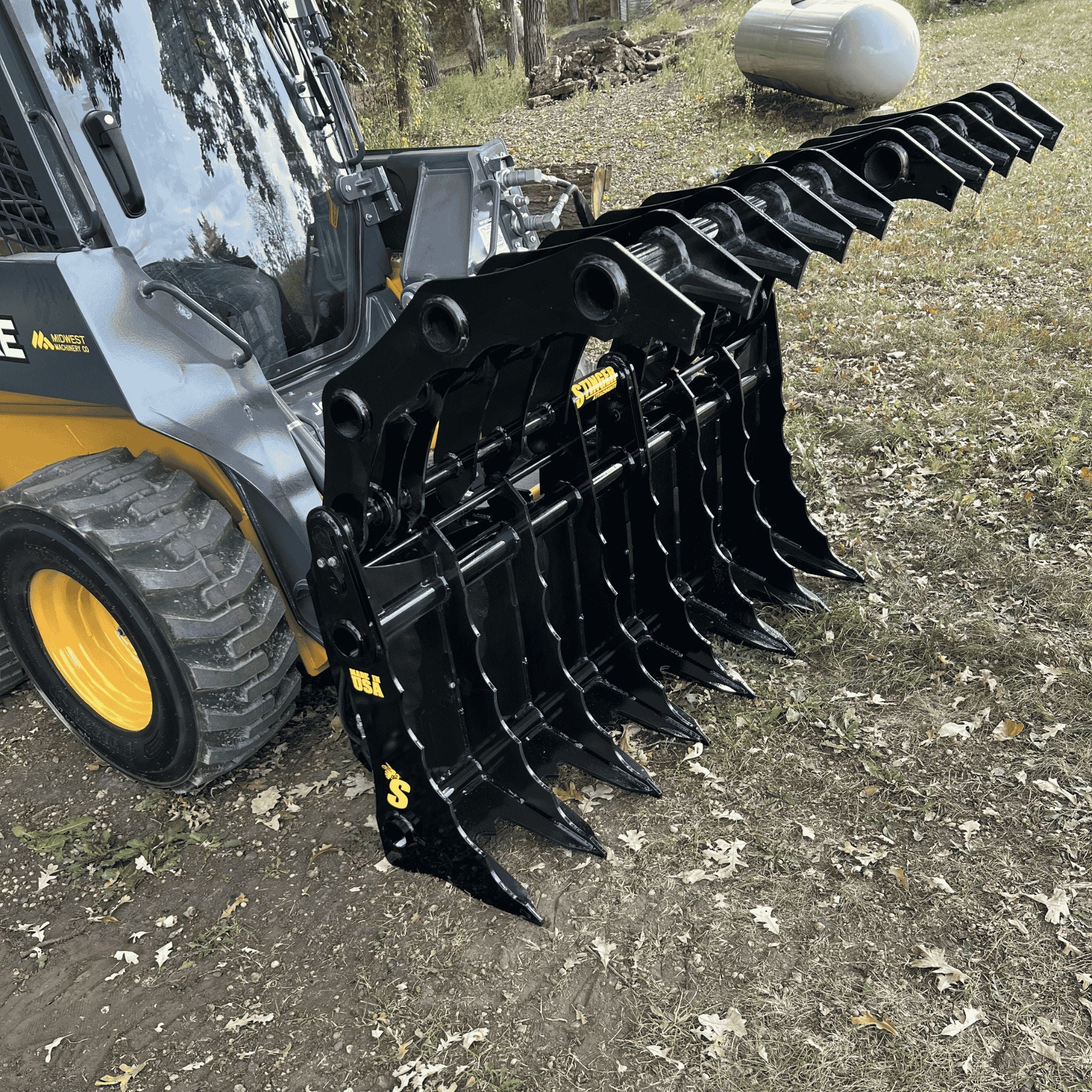 Stinger Clam Grapple | AR200 Steel | Interchangeable Mounts